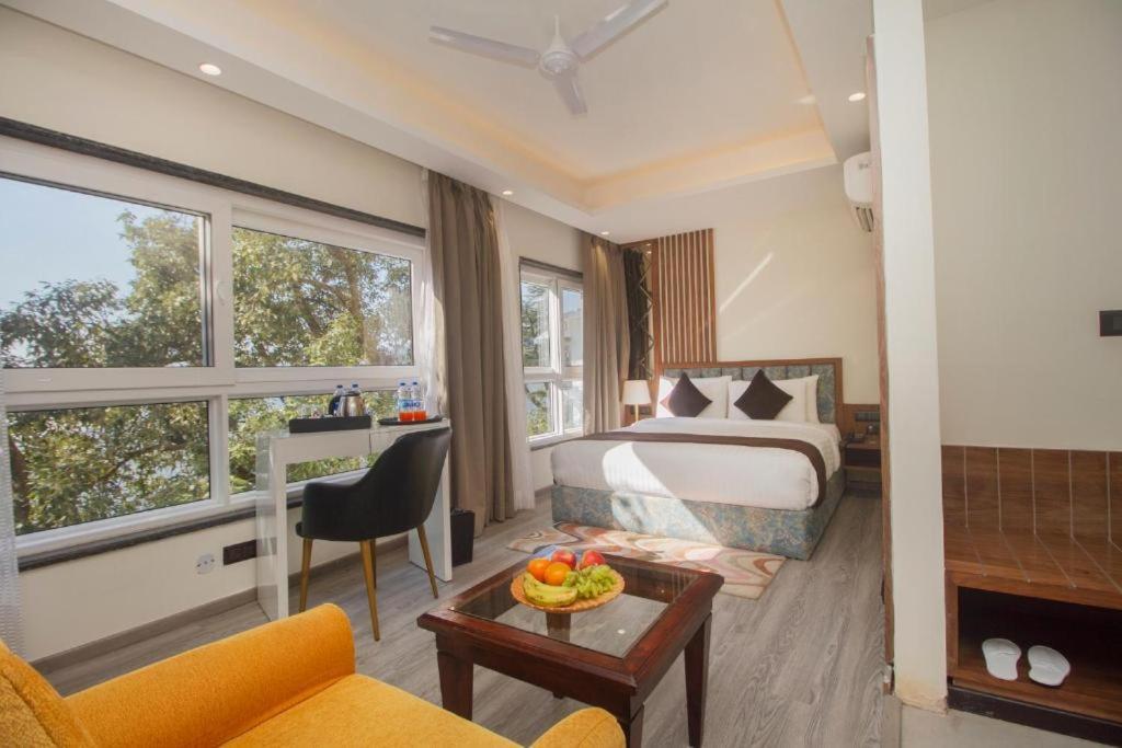 Baris Resort Mussoorie Esterno foto